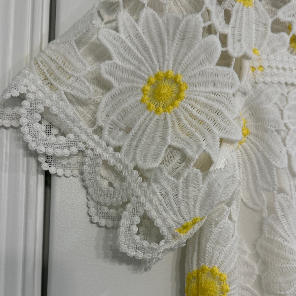 Rafaella Daisy Crochet Lace Blouse - Picture 3 of 8